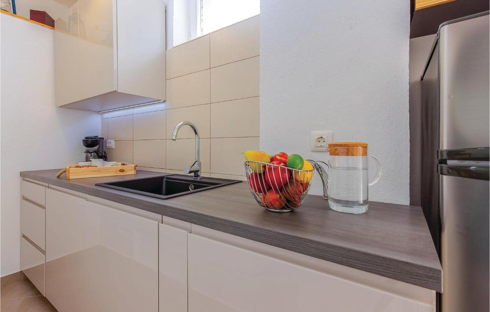 Nice Home In Grmani With Kitchen Šmrika Esterno foto